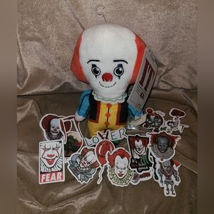 Pennywise IT Movie Phunny Plush New with Tags